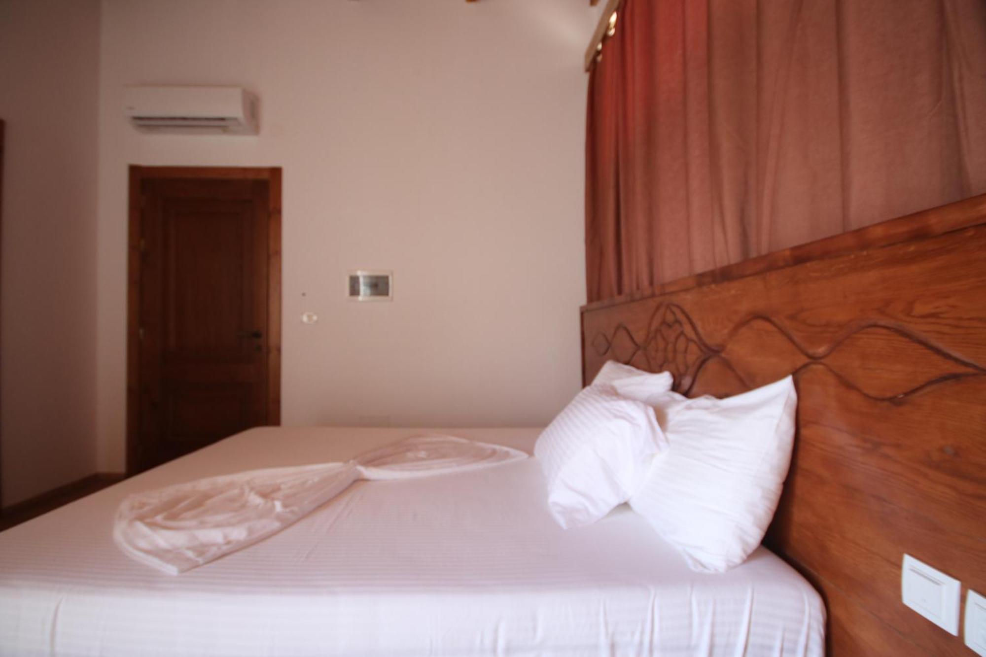 Vila Mateus Himare Exterior photo