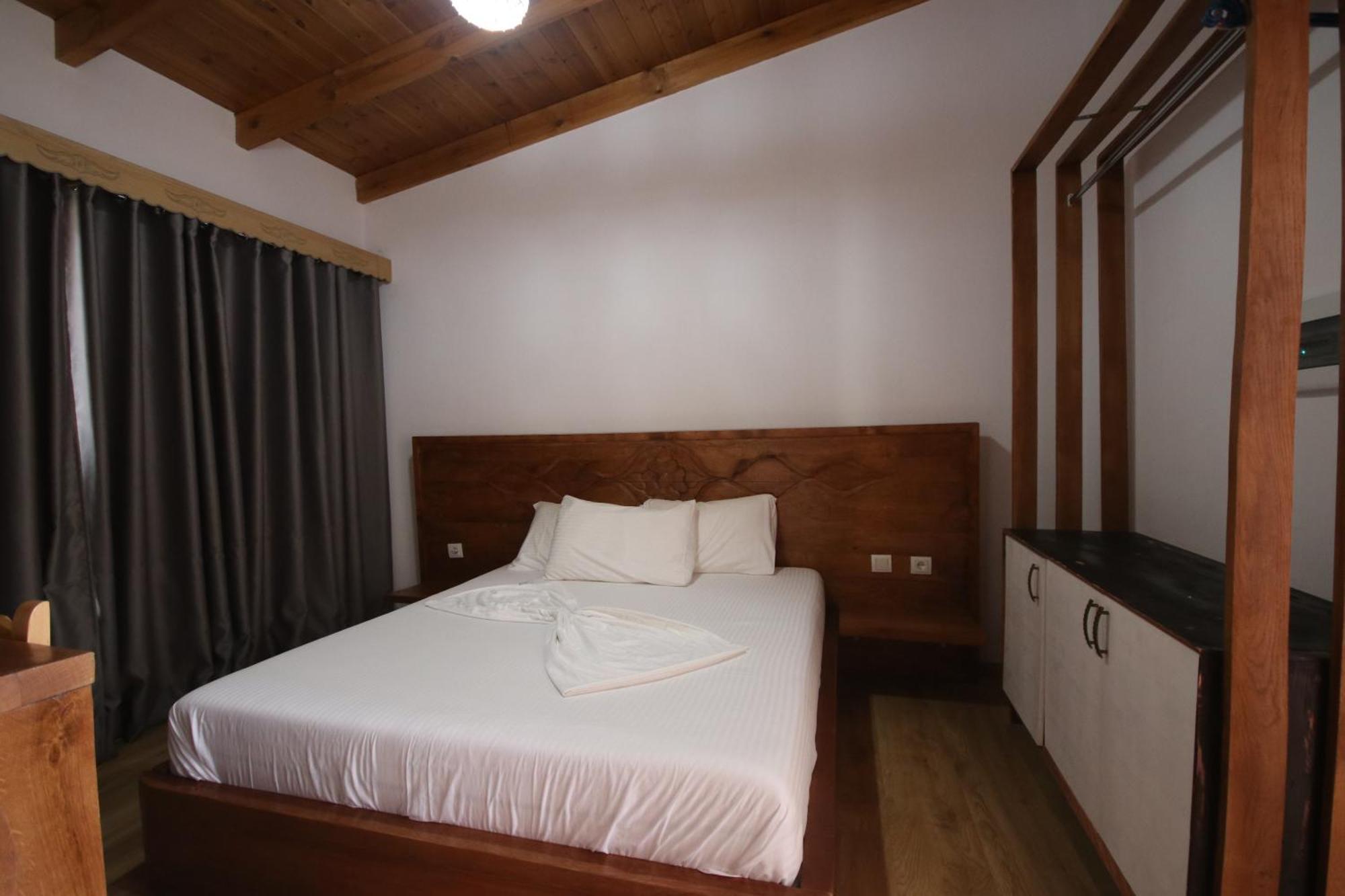 Vila Mateus Himare Exterior photo