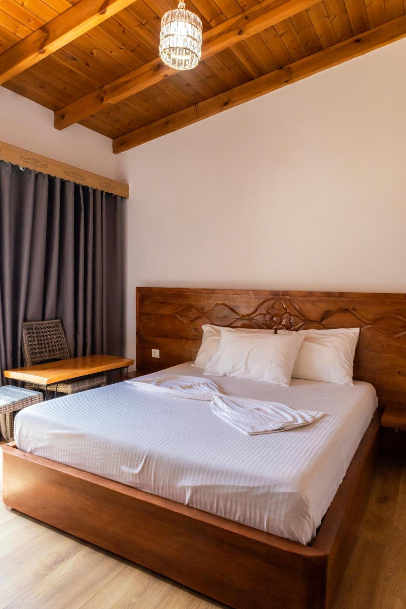 Vila Mateus Himare Exterior photo